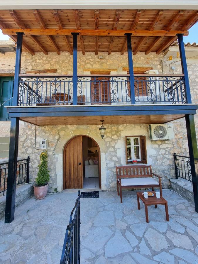 Вилла Karya Boutique Mansion Karia  Экстерьер фото